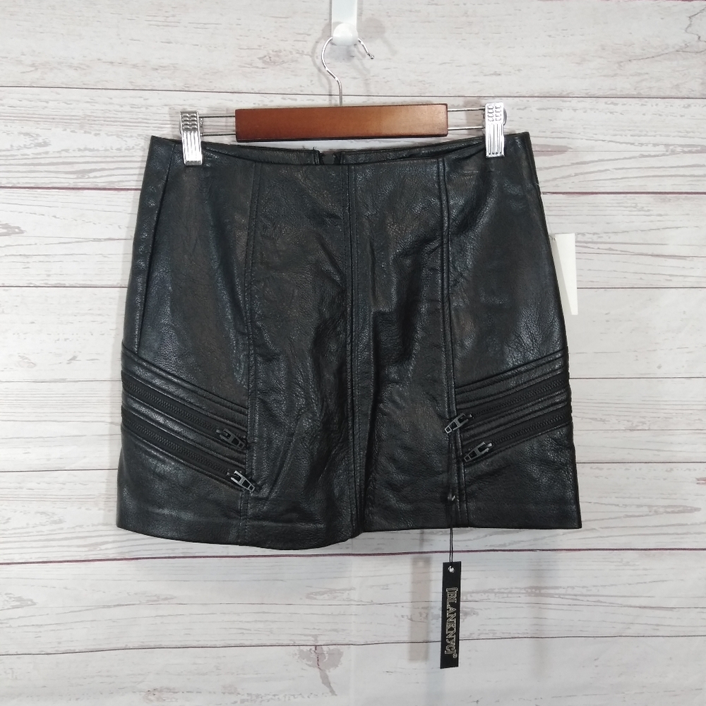 Blank NYC mini skirt zipper accent